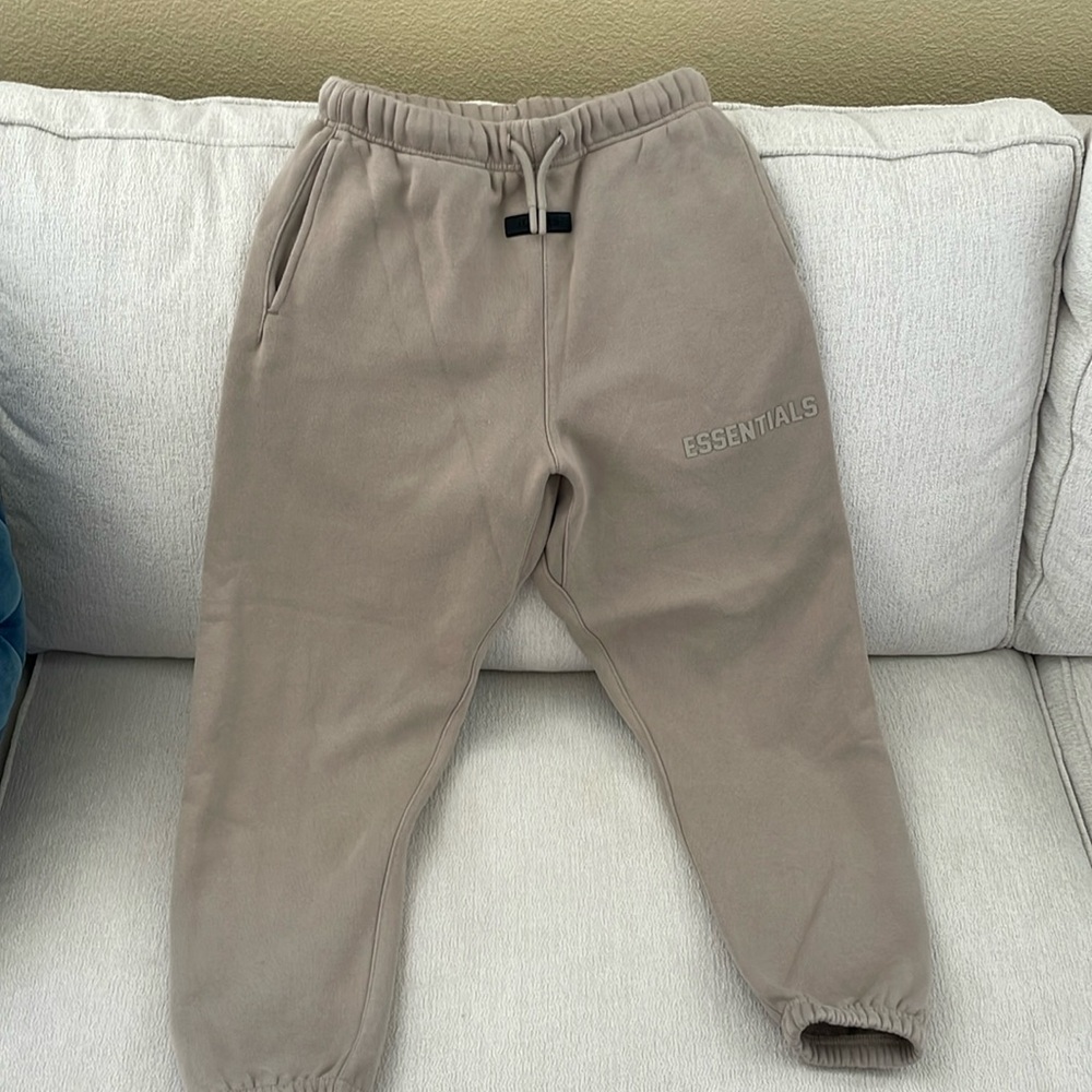 Fear of God Essentials EUC size 12 Youth